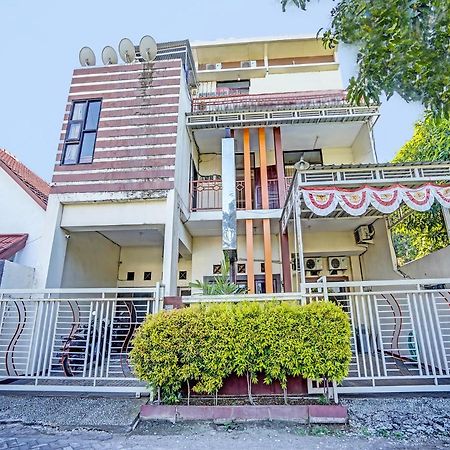 Hotel Oyo 91587 Griya Buah De5 Syariah Sidoarjo Esterno foto